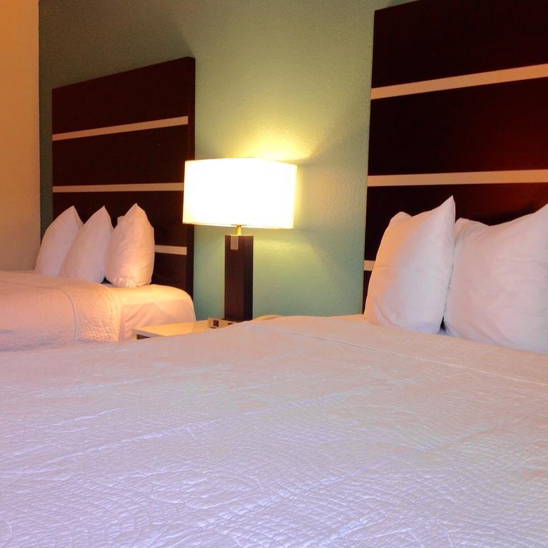 Americas Best Value Inn New London Mystic Cameră foto